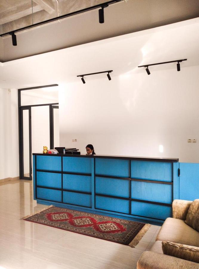 Tengah Tengah Jakarta Extérieur photo