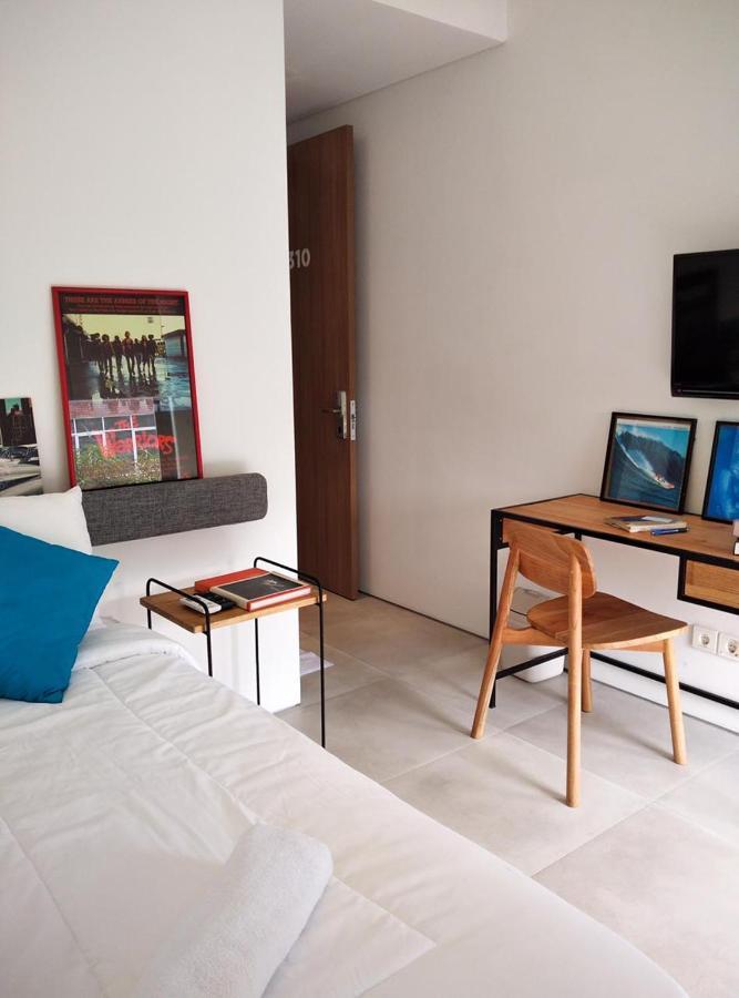 Tengah Tengah Jakarta Extérieur photo