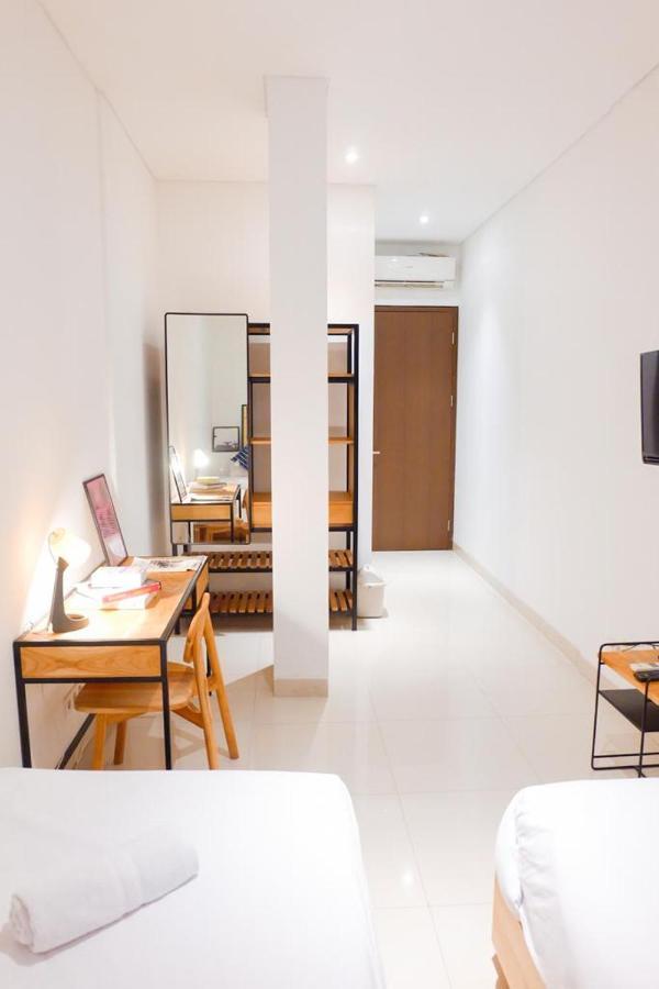 Tengah Tengah Jakarta Extérieur photo