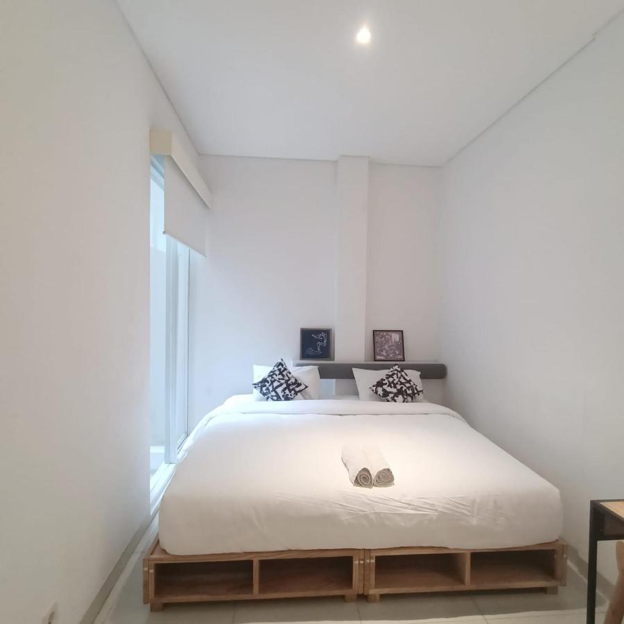 Tengah Tengah Jakarta Extérieur photo