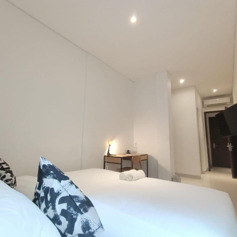 Tengah Tengah Jakarta Extérieur photo